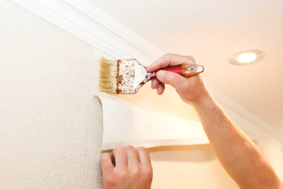 Pose de papier peint à Herry — revêtements muraux et toiles de verre
